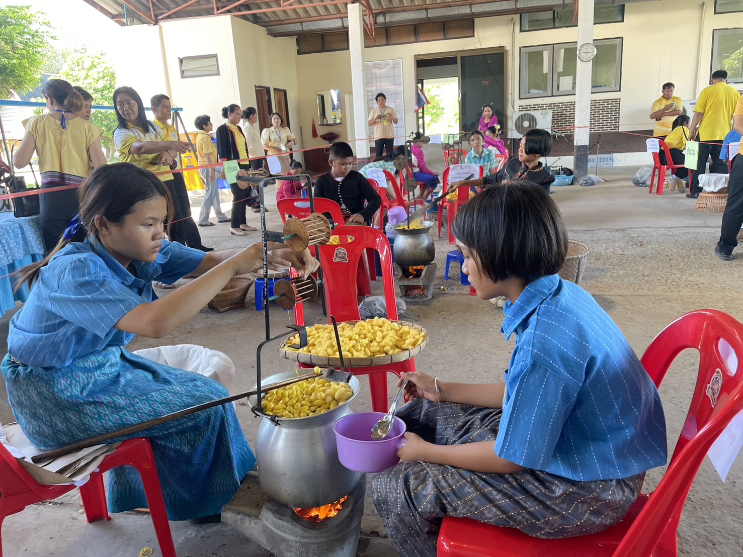 ร่วมพิธีเปิดการแข่งขันสาวไหมระดับเขต ประจำปี 2567..คลิก