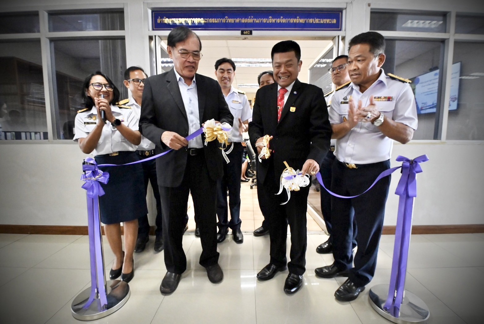 อธิบดีกรมประมง เป็นประธานในพิธีเปิดสำนักงานเลขานุการคณะกรรมการวิทยาศาสตร์ด้านการบริหารจัดการทรัพยากรประมงทะเล..คลิก