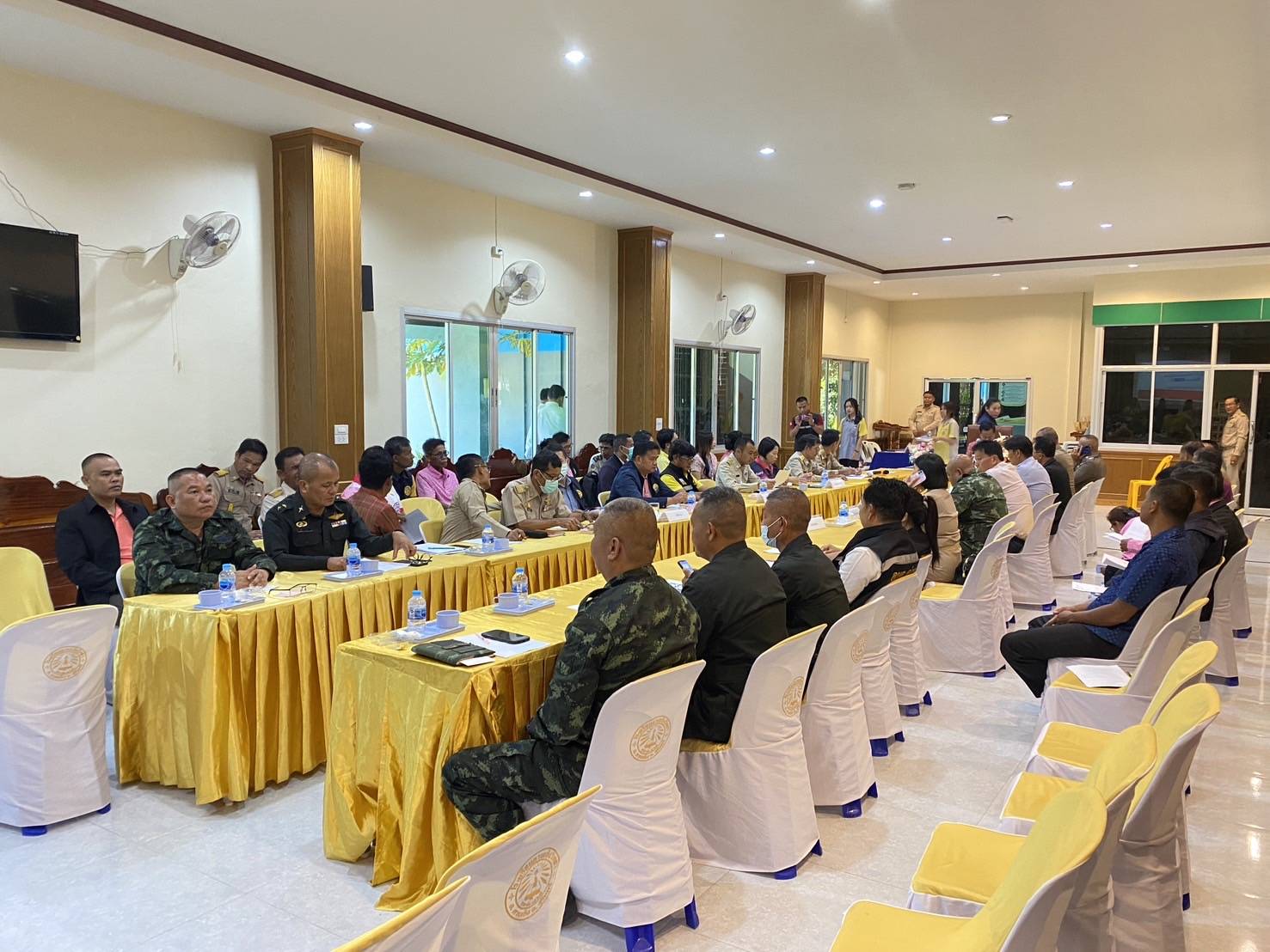 ประชุมคณะกรมการอำเภอ และคณะกรรมการรักษาความมั่นคงและความสงบเรียบร้อยฯ
