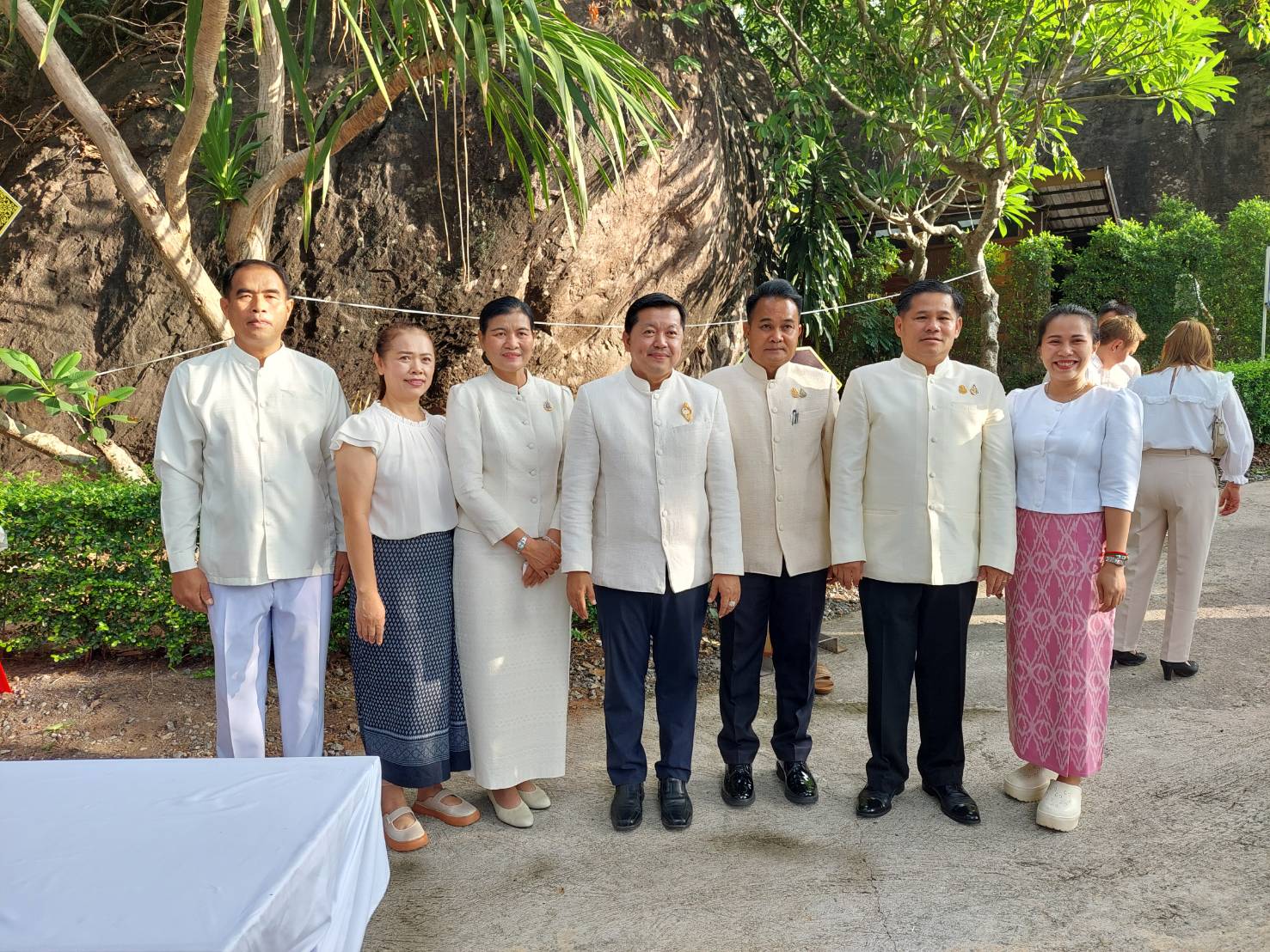 ประมงจังหวัดหนองบัวลำภูร่วมพิธีทําบุญตักบาตร ประเพณีสักการะหลวงปู่ขาว อนาลโย วัดถ้ำกลองเพลงานวันกตัญญุตาบูชาคุณพระบุรพาจารย์วัดถ้ำกลองเพล และงานส่งเสริมพระพุทธศาสนา เนื่องในเทศกาลวันวิสาขบูชา พุทธศักราช 2567..คลิก