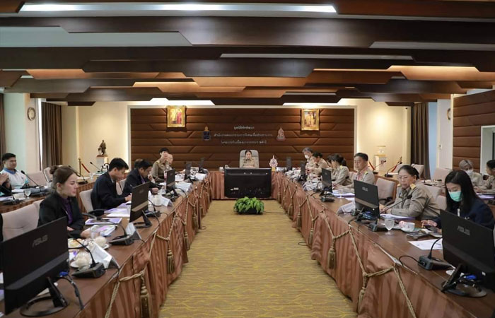 ศูนย์ศึกษาการพัฒนาอ่าวคุ้งกระเบนฯ เข้าร่วมประชุมคณะกรรมการดำเนินงานโครงการอนุรักษ์พันธุกรรมพืชอันเนื่องมาจากพระราชดำริ (อพ.สธ.-กปร.)..คลิก