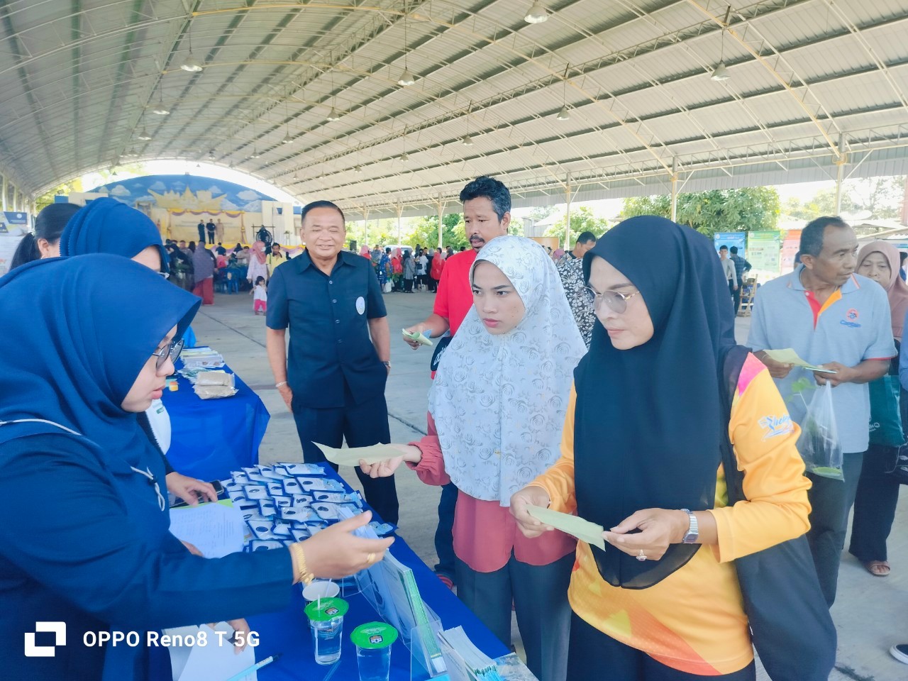 งานคลินิกเกษตรเคลื่อนที่ในพระราชานุเคราะห์ สมเด็จพระบรมโอรสาธิราชฯสยามมกุฎราชกุมาร ไตรมาสที่ 3..คลิก