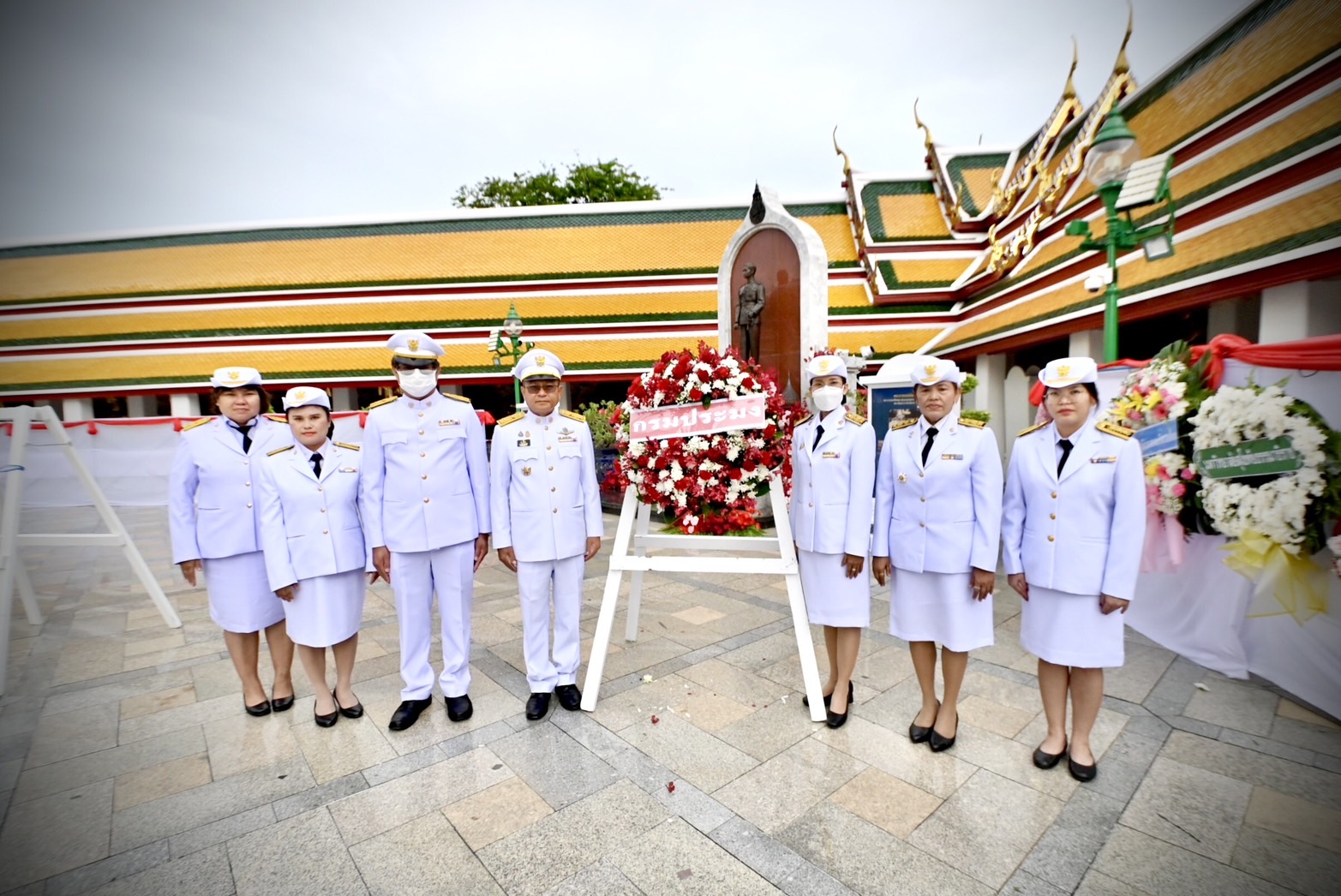กรมประมงร่วมพิธีวางพวงมาลาถวายราชสักการะพระบรมราชานุสาวรีย์พระบาทสมเด็จพระปรเมนทรมหาอานันทมหิดล พระอัฐมรามาธิบดินทร รัชกาลที่ 8 เนื่องในโอกาสวันอานันทมหิดล และร่วมถวายผ้าป่าประเพณีมูลนิธิฯ..คลิก