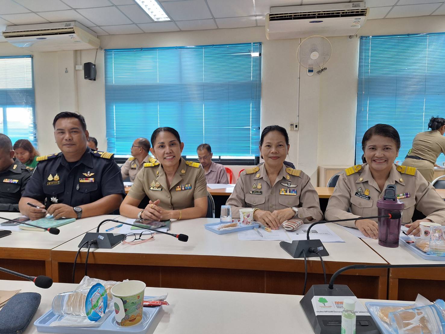 ภาพกิจกรรมเข้าร่วมประชุม หัวหน้าส่วนราชการ คณะกรรมการบริหารงานอำเภอแบบบูรณาการ..คลิก