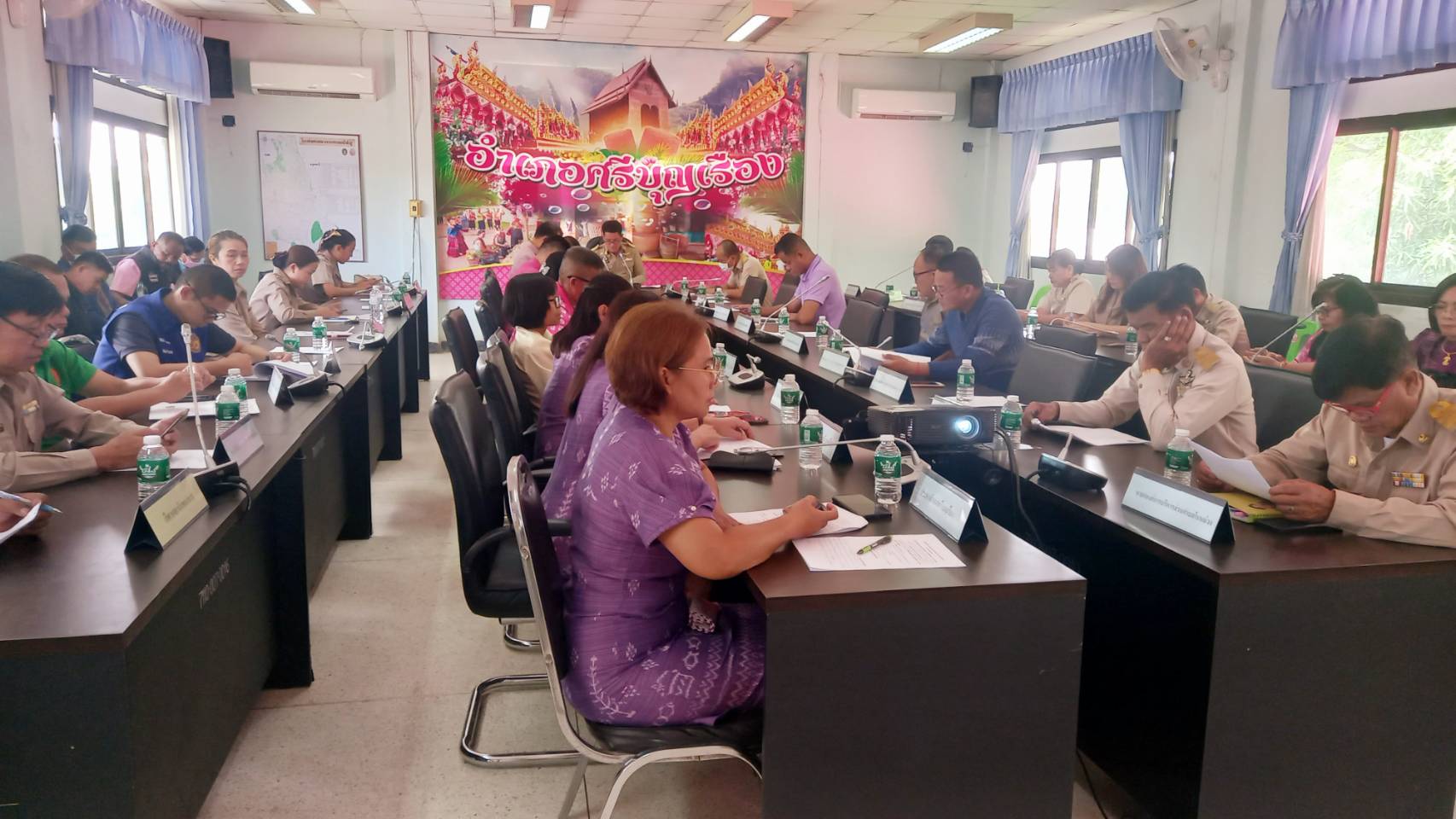 ประมงอำเภอศรีบุญเรือง ร่วมประชุมหัวหน้าส่วนราชการอำเภอศรีบุญเรือง