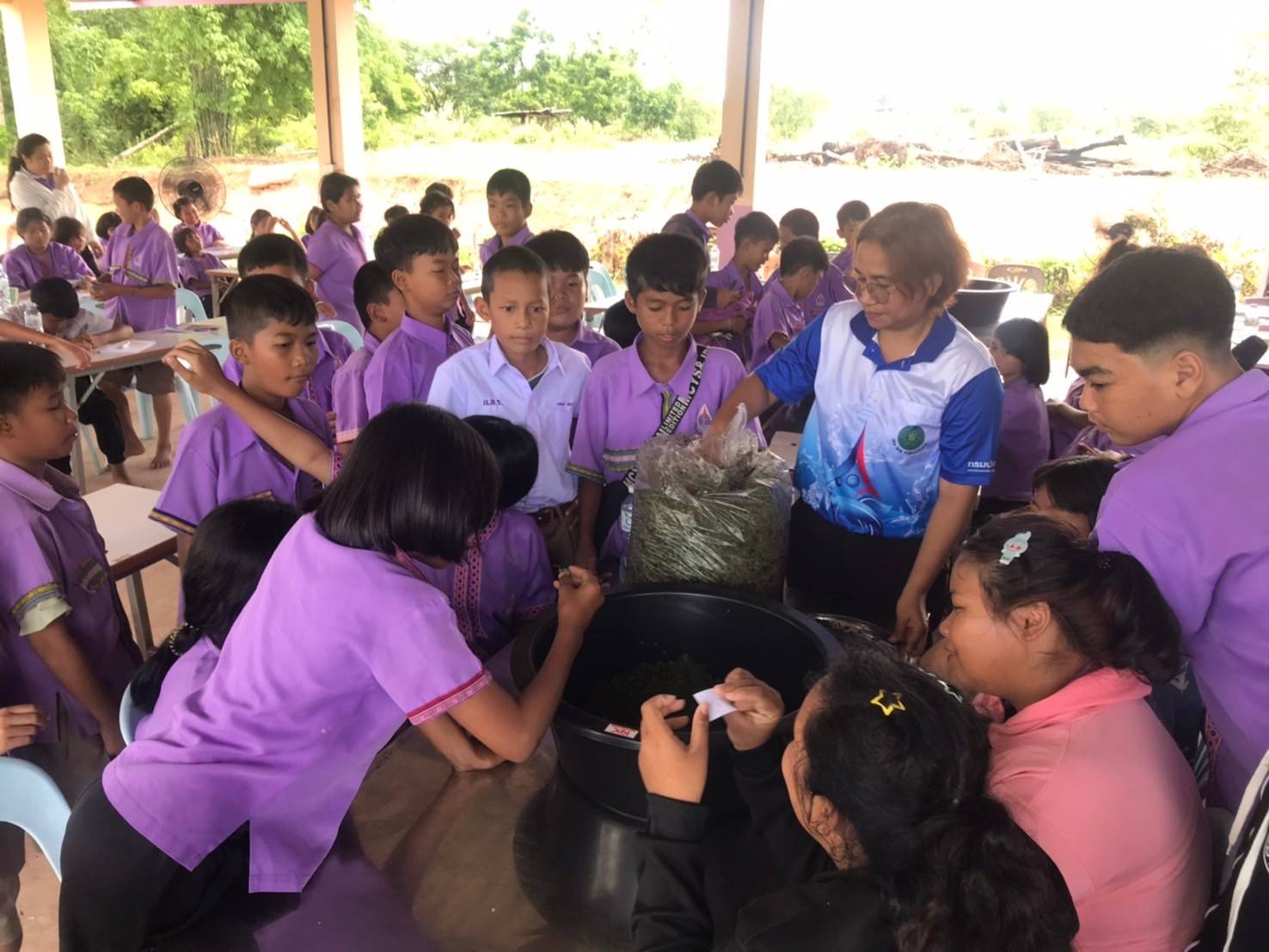 ประมงอำเภอศรีบุญเรือง เป็นวิทยากรถ่ายทอดองค์ความรู้ให้นักเรียนโรงเรียนบ้านโนนสะอาดราษฎร์อุปถัมภ์