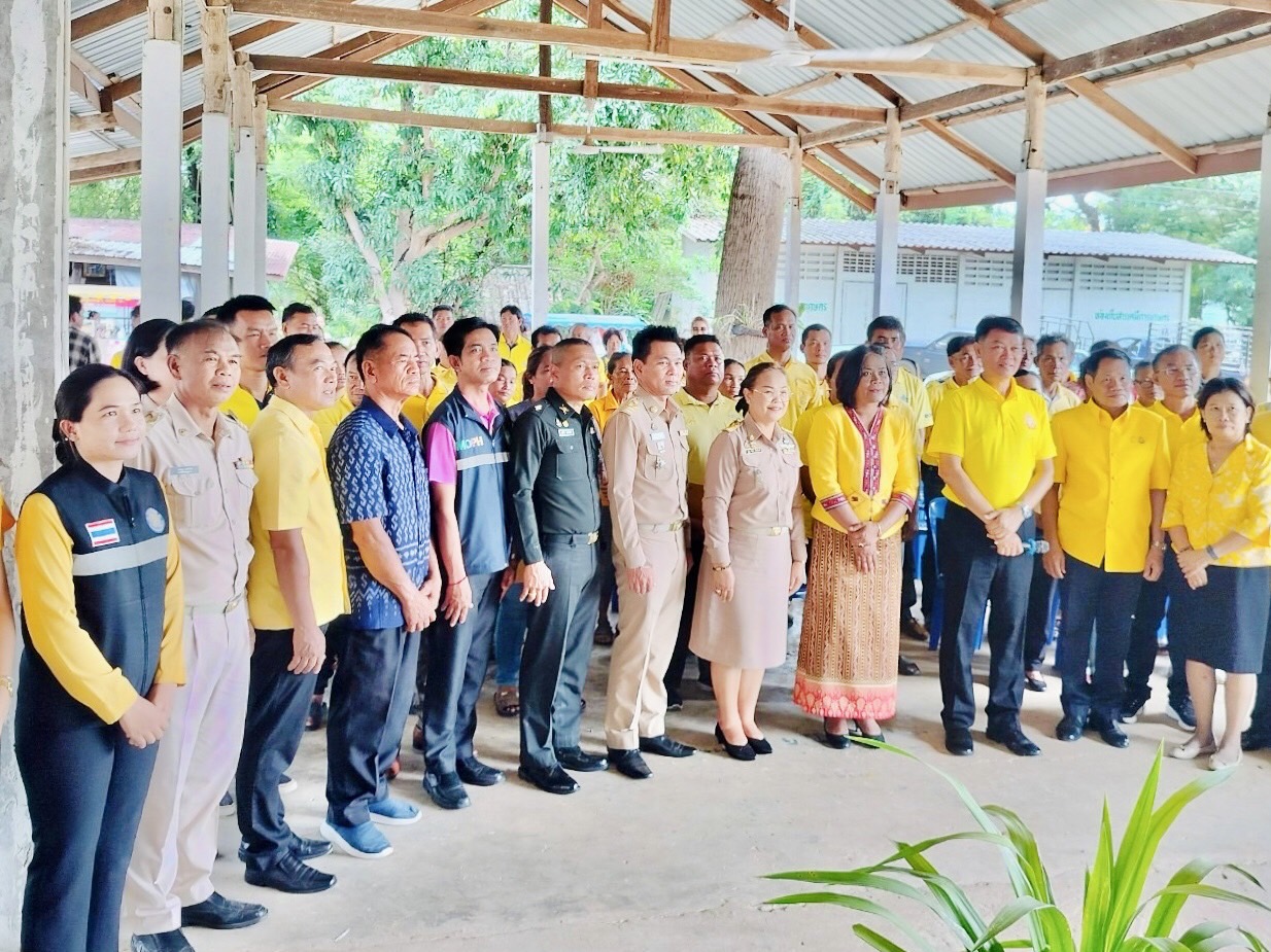 ร่วมพิธีรับมอบโค โครงการธนาคารโค-กระบือ เพื่อการเกษตร ตามพระราชดำริ จำนวน 35 ตัว..คลิก