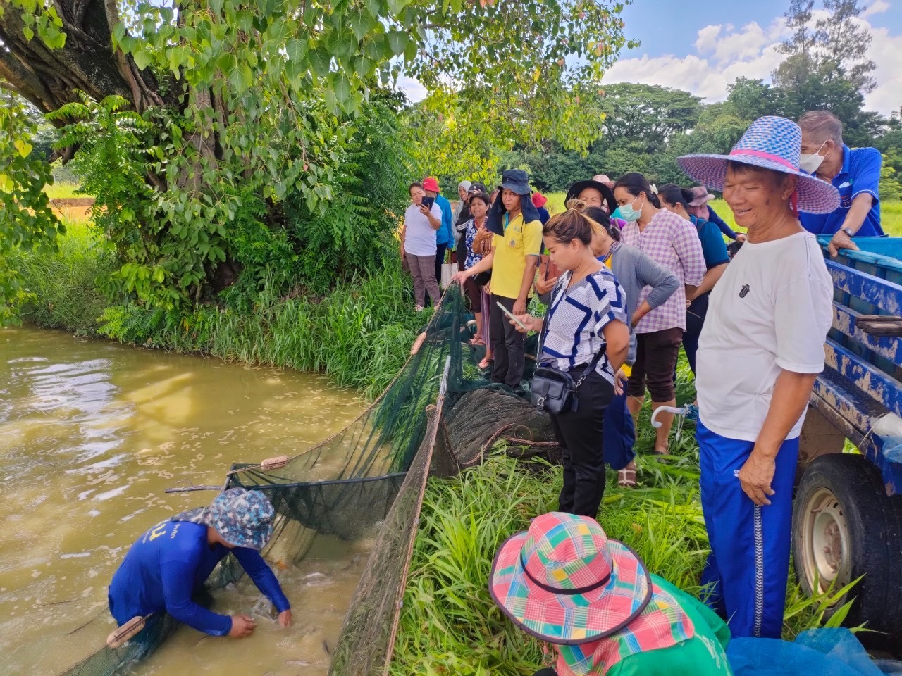 วันที่ 17-18 มิถุนายน 2567 ศูนย์วิจัยและพัฒนาการเพาะเลี้ยงสัตว์น้ำจืดหนองคาย จัดฝึกอบรมโครงการส่งเสริมอาชีพประมง กิจกรรมพัฒนาศักยภาพเกษตรกร หลักสูตร  “พัฒนาศักยภาพเกษตรกรสู่ Smart Farmer ” รุ่นที่ 5 เป็นเกษตรกรจากจังหวัดหนองคาย และจังหวัดบึงกาฬ จำนวน 35 ราย