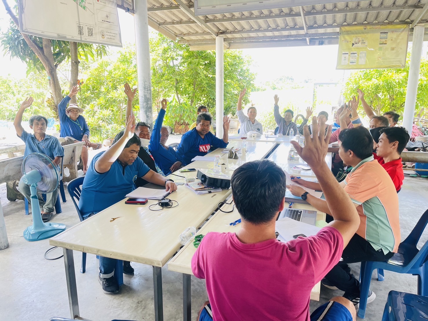 สำนักงานประมงพื้นที่กรุงเทพมหานคร ร่วมประชุมเชื่อมโยงการดำเนินงานคณะกรรมการเครือข่าย ศพก. และแปลงใหญ่ระดับอำเภอ ครั้งที่ 3/2567
