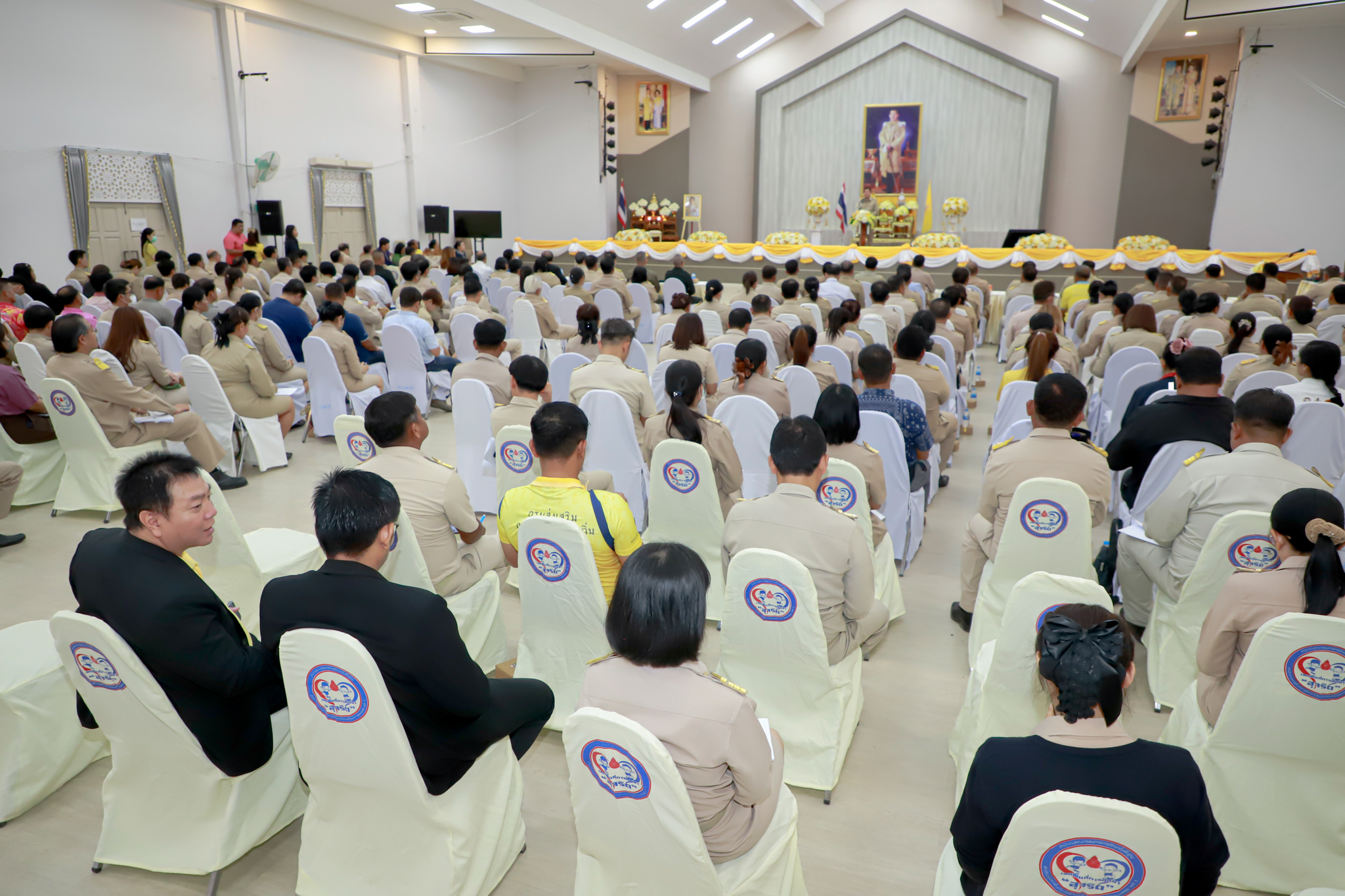 ประชุมขับเคลื่อนและขยายองค์ความรู้เกี่ยวกับประวัติศาสตร์ชาติไทยประจำถิ่น จังหวัดกำแพงเพชร เพื่อสร้างความรู้ความเข้าใจเกี่ยวกับประวัติศาสตร์ชาติไทย..คลิก
