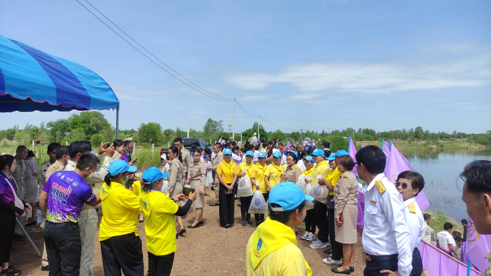 ร่วมพิธีปล่อยพันธุ์สัตว์น้ำเฉลิมพระเกียรติ สมเด็จพระนางเจ้าสุทิดา พัชรสุธาพิมลลักษณ พระบรมราชินี เนื่องในวันเฉลิมพระชนมพรรษา..คลิก