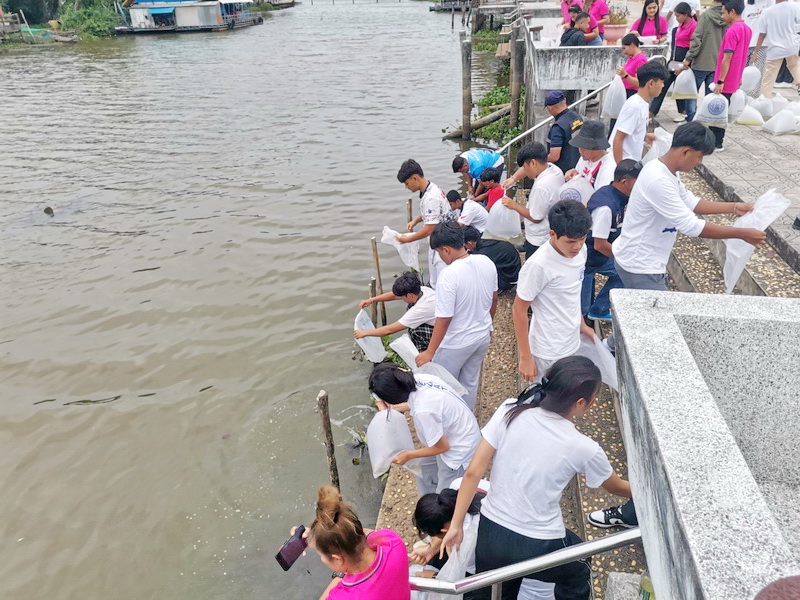 ร่วมปล่อยพันธุ์สัตว์น้ำ ลงสู่ทะเลสาบสงขลา อ.เมือง จ.พัทลุง..คลิก
