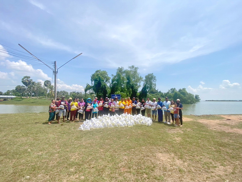 ร่วมปล่อยพันธุ์กุ้งก้ามกราม ลงสู่ทะเลสาบสงขลา อ.บางแก้ว จ.พัทลุง..คลิก