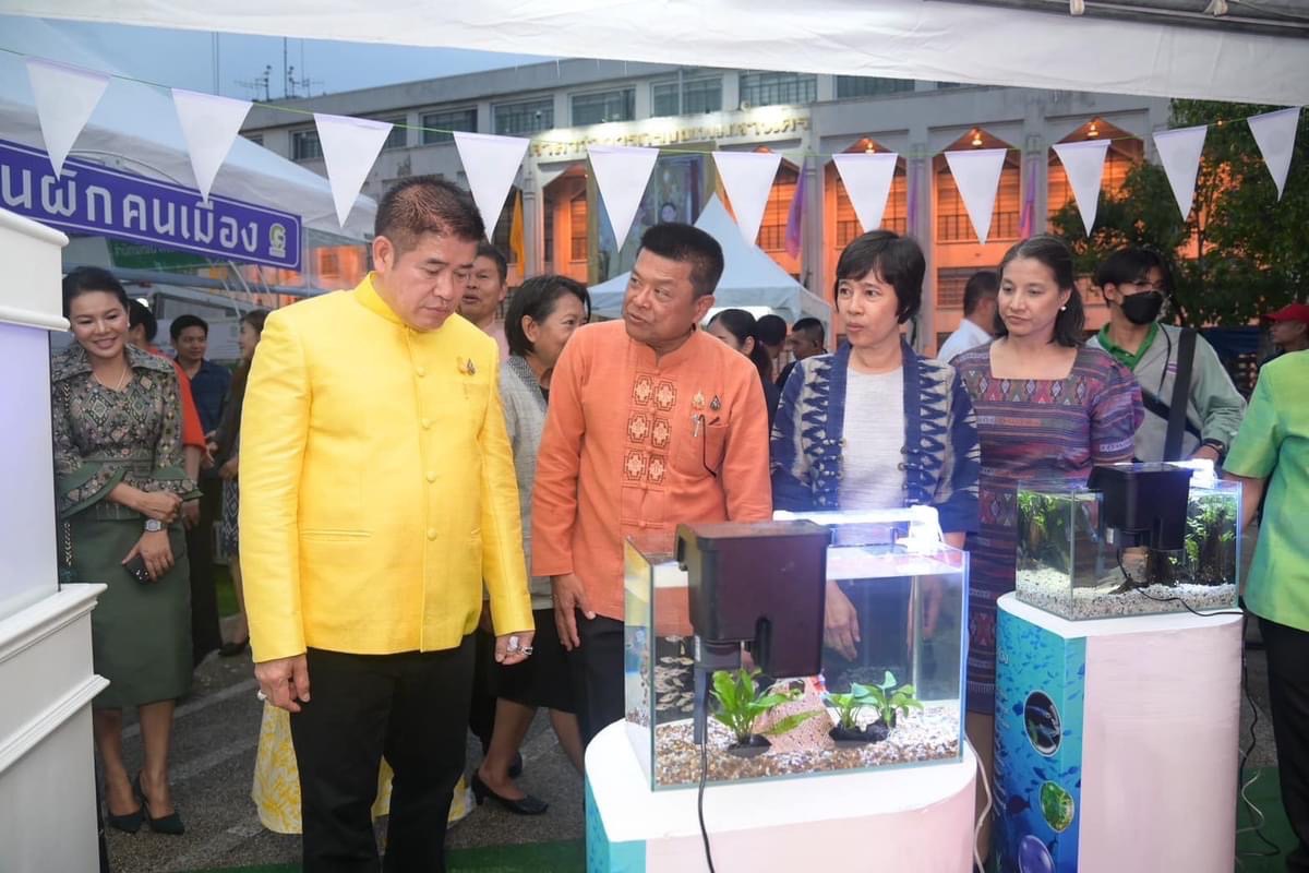 กรมประมง…ชวนช็อป ชิม ชม สินค้าและผลิตภัณฑ์ประมงคุณภาพ  ในงานมหกรรมสินค้าเกษตร “เกษตรพากิน พาเที่ยว @ลานคนเมือง” กรุงเทพฯ..คลิก
