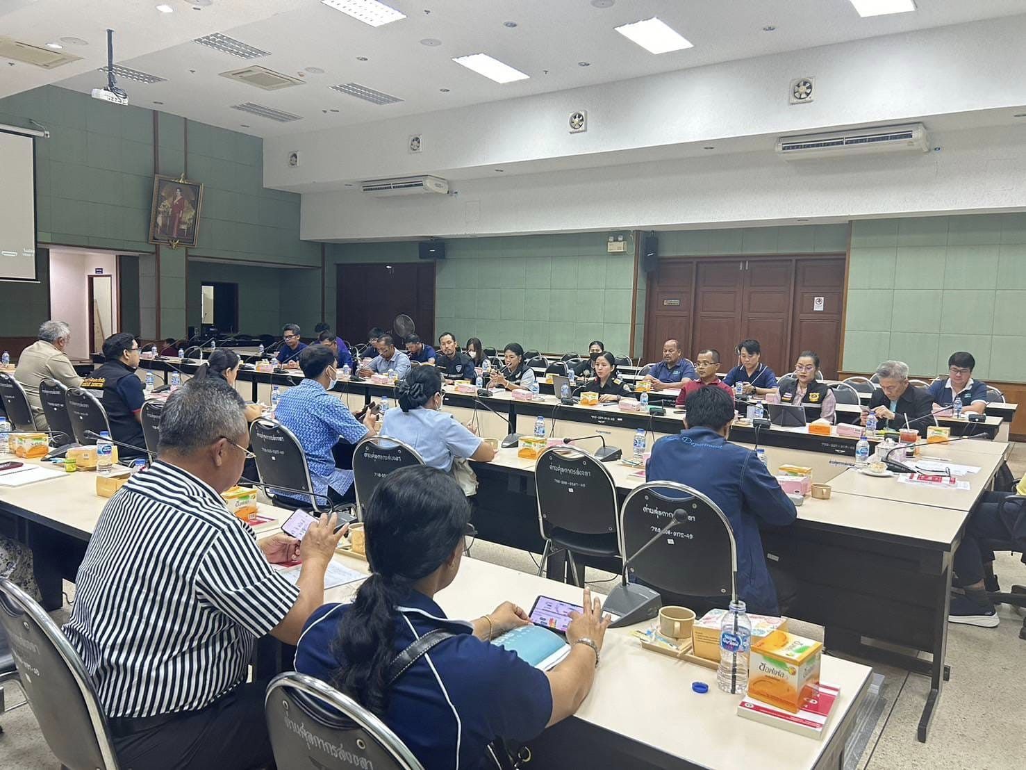 ศบป.8 (สงขลา) ร่วมประชุมคณะทำงานประจำช่องทางเข้าออกท่าเรือน้ำลึกสงขลา..คลิก