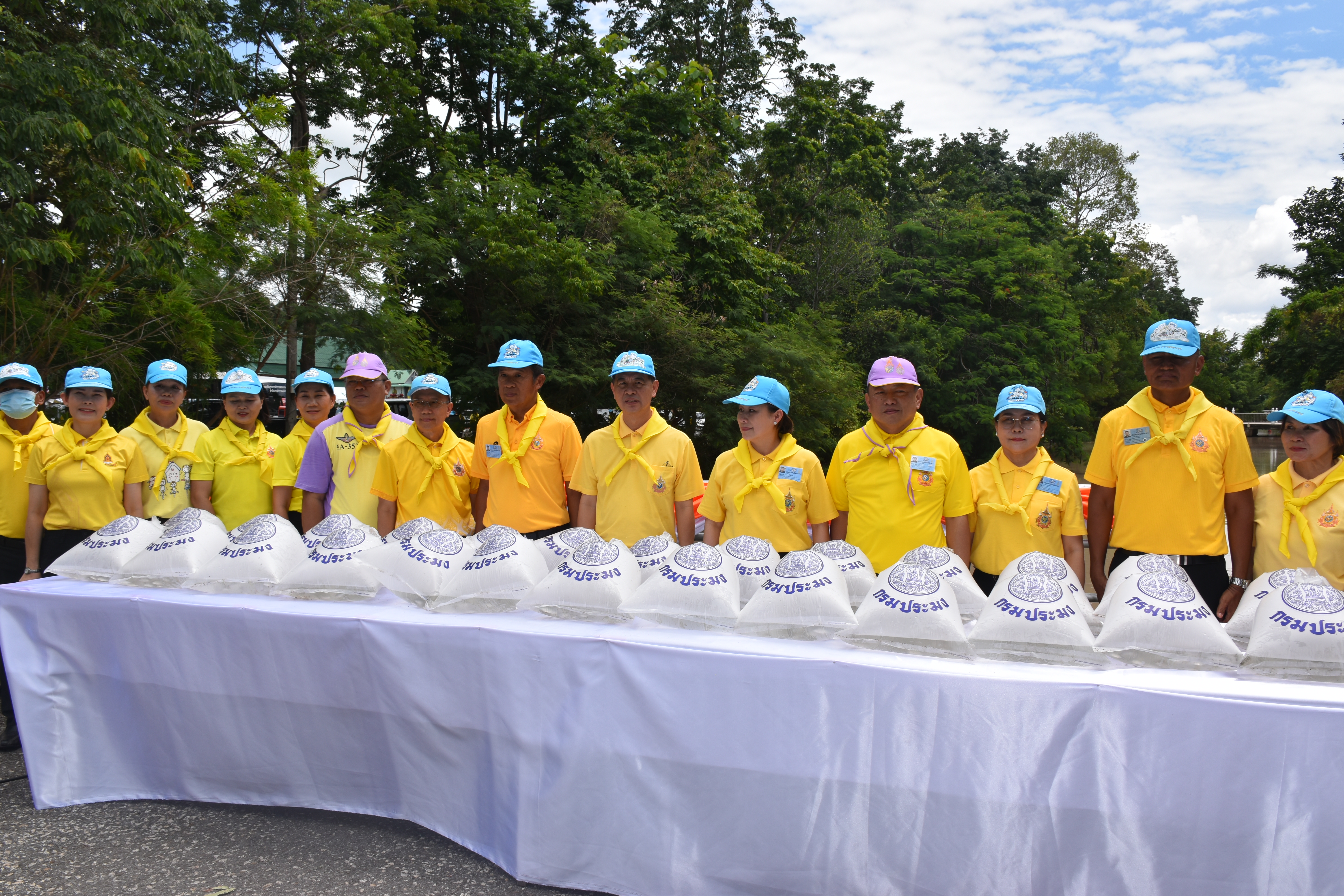 กิจกรรมเฉลิมพระเกียรติสมเด็จพระเจ้าน้องนางเธอ เจ้าฟ้าจุฬาภรณวลัยลักษณ์ อัคราชกุมารี กรมพระศรีสวางควัฒน วรขัตติยราชนารี เนื่องในวันคล้าย วันประสูติ 4 กรกฎาคม ณ บริเวณสะพานข้ามคลองโตนช้าง วัดเกษรศิลคุณ (วัดป่าบ้านตาด)