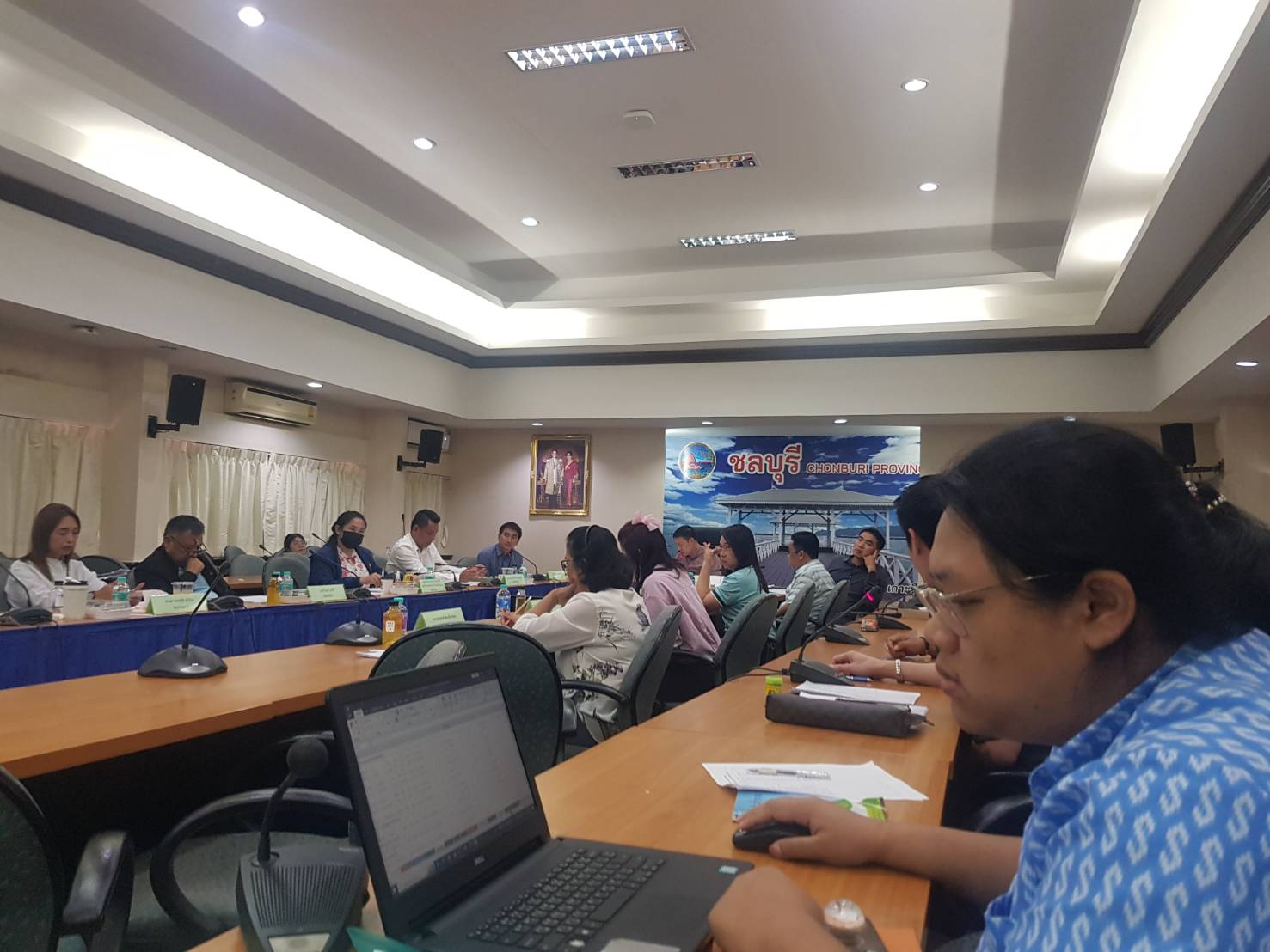 ร่วมประชุมคณะอนุกรรมการด้านการกลั่นกรองโครงการชุมชน  ประจำปีงบประมาณ พ.ศ. 2568