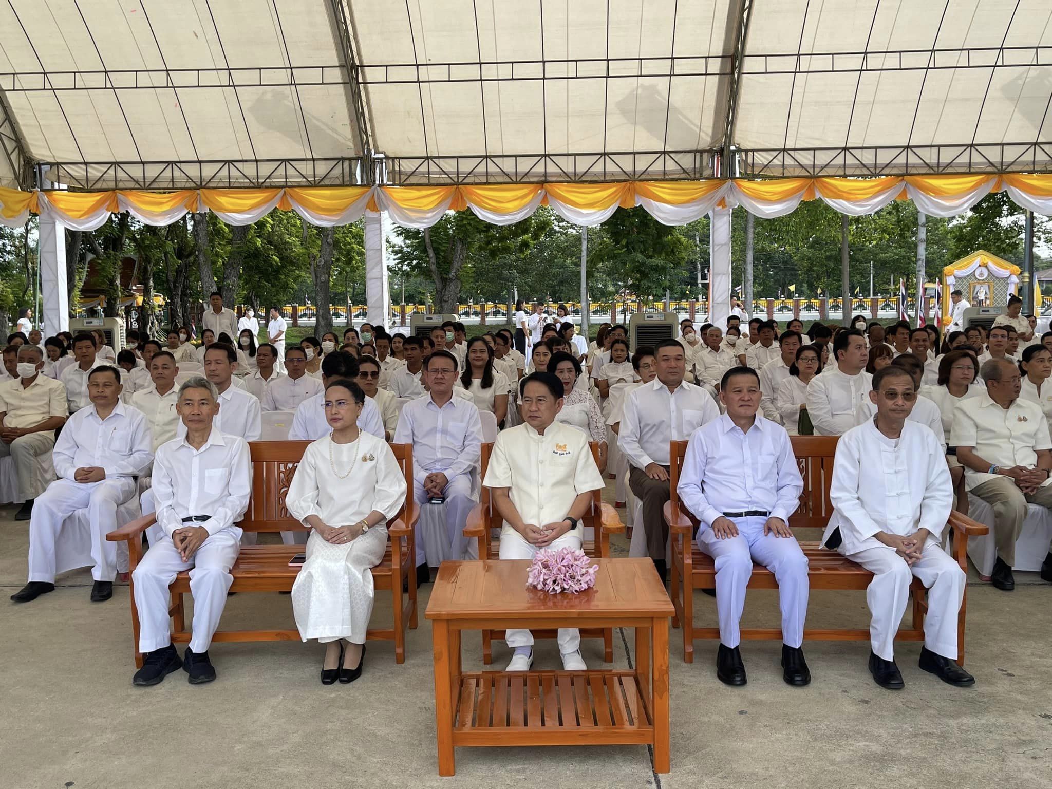 พิธีบวงสรวงศาลเทพารักษ์ผู้ดูแลรักษาสถานที่สระศักดิ์สิทธิ์ทั้งสี่ เนื่องในโอกาสมหามงคลเฉลิมพระชนมพรรษา 6 รอบ 28 กรกฎาคม 2567..คลิก
