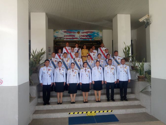 ร่วมพิธีเสกน้ำพระพุทธมนต์ศักดิ์สิทธิ์เฉลิมพระเกียรติ..คลิก