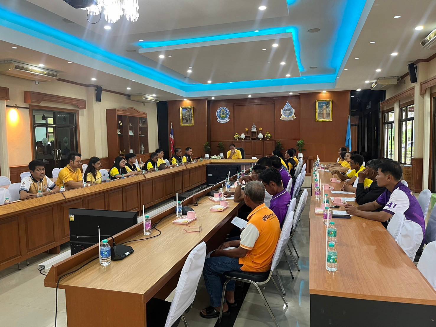 ประชุมเตรียมความพร้อมและสำรวจพื้นที่ เพื่อจัดกิจกรรมปล่อยพันธุ์ลูกกุ้งก้ามกรามเพื่อเพิ่มผลผลิตและสร้างรายได้ให้กับชุมชน..คลิก