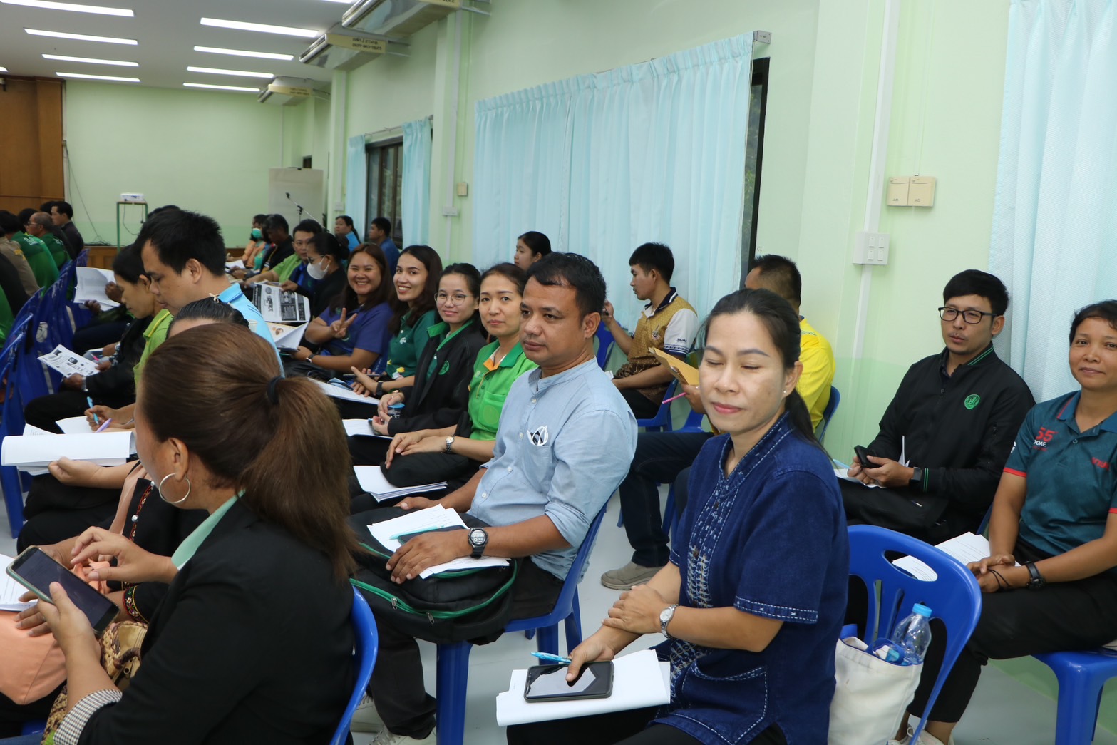 เข้าร่วมประชุมเชื่อมโยงคณะกรรมการเครือข่าย ศพก. และแปลงใหญ่ ระดับจังหวัด ครั้งที่ 2/2567..คลิก