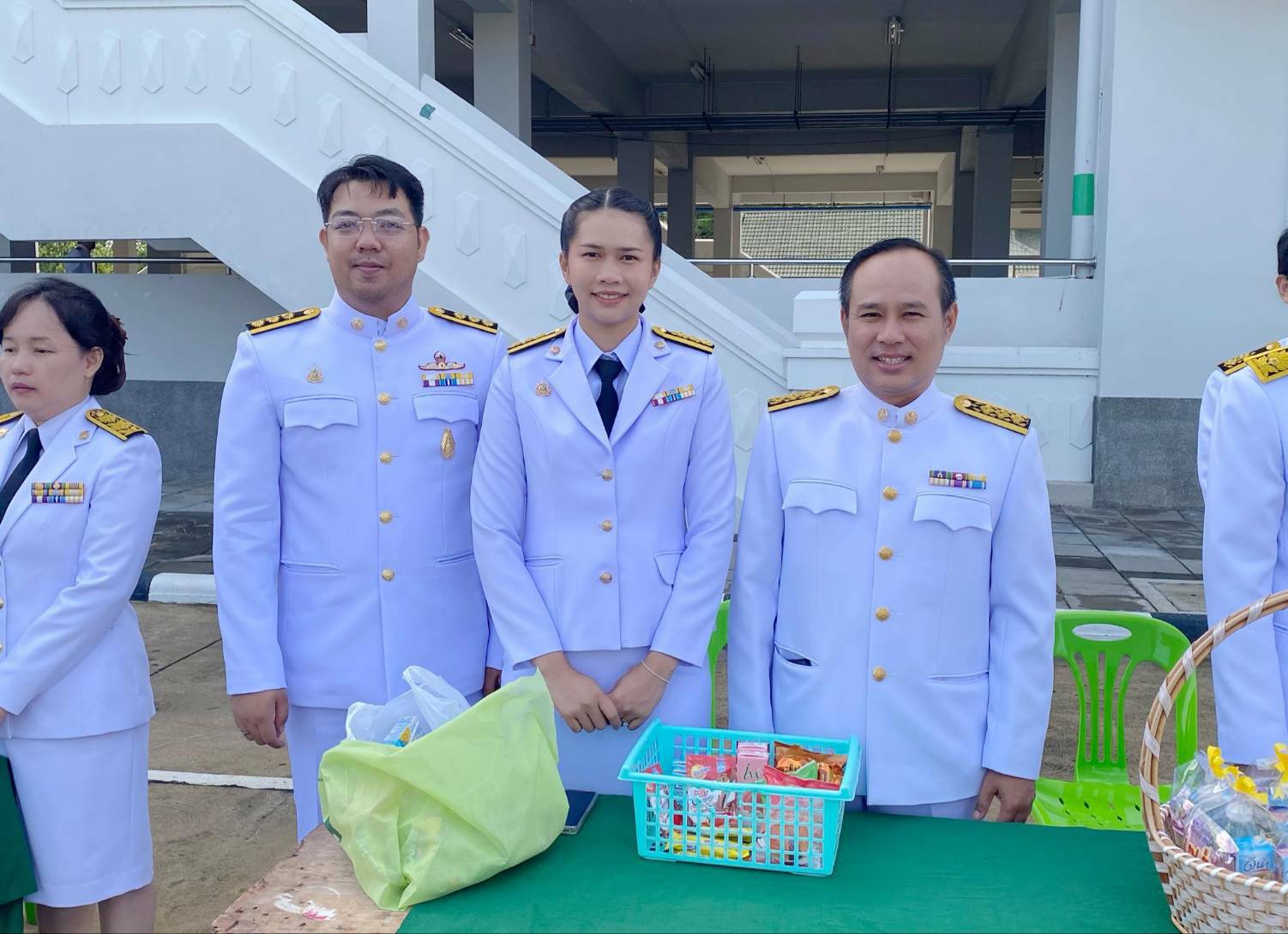 ร่วมพิธีทำบุญตักบาตรและถวายราชสักการะ วันที่ระลึกคล้ายวันสวรรคต สมเด็จพระนารายณ์มหาราช ประจำปี 2567..คลิก