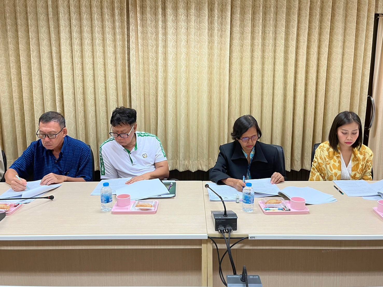 หัวหน้ากลุ่มบริหารจัดการด้านการประมง เข้าร่วมประชุม คณะกรรมการบริหารศูนย์ติดตามและแก้ไขปัญหาภัยพิบัติ ด้านการเกษตร ครั้งที่ 2/2567
