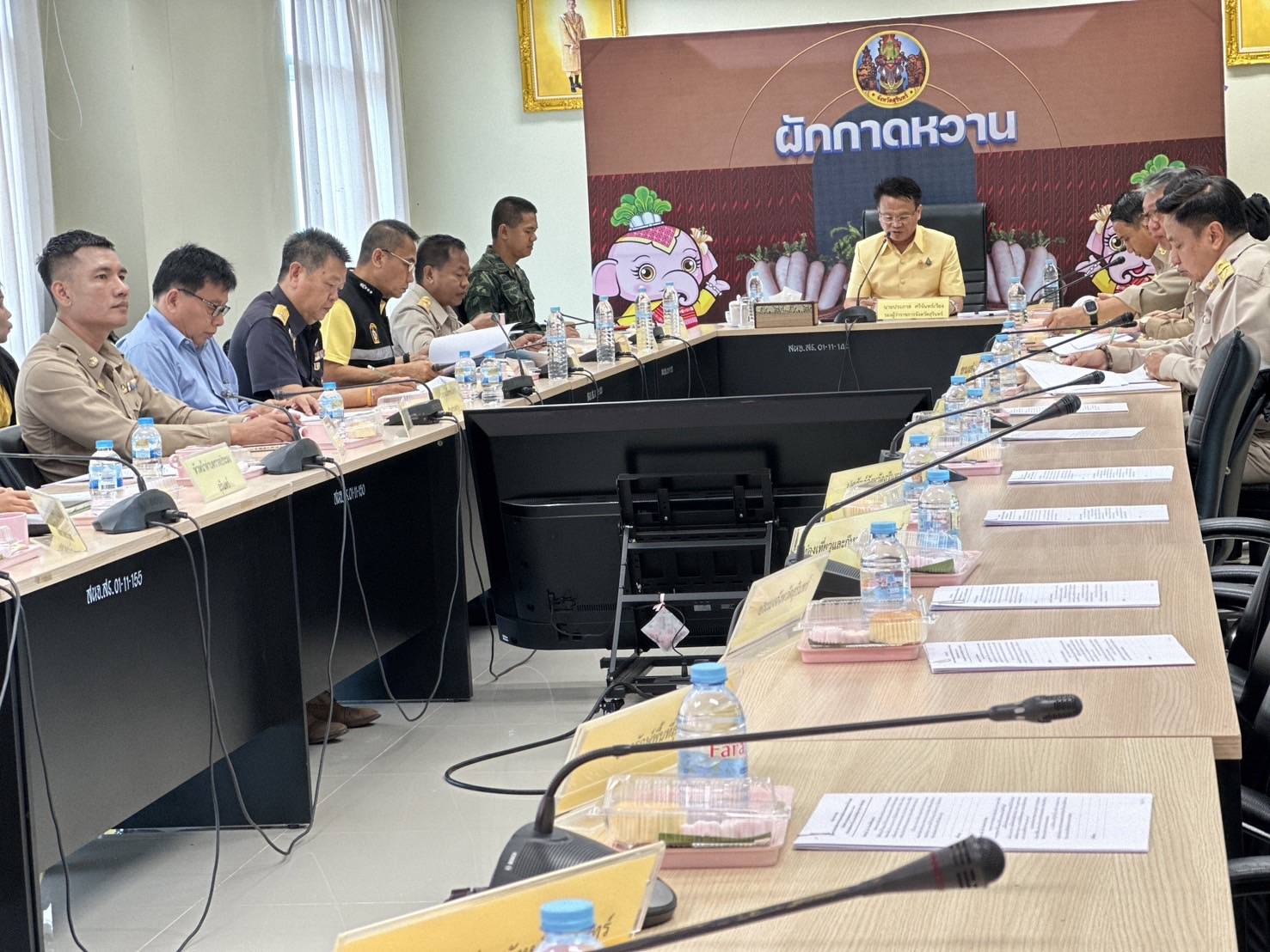 ประชุมคณะกรรมการพัฒนาเพิ่มศักยภาพการค้าและการท่องเที่ยวด่านชายแดนช่องจอม