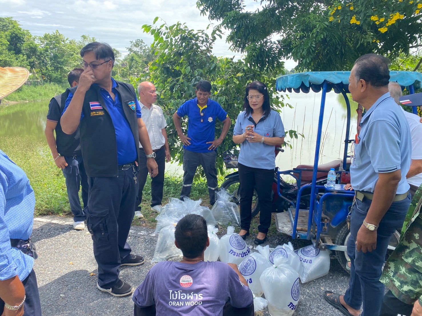 กิจกรรมเสริมสร้าง : วันที่ 17 กรกฎาคม 2567 นายสนอง ม่วงมูล นายท้ายเรือ ส 3 เจ้าหน้าที่ศูนย์ป้องกันและปราบปรามประมงน้ำจืดพระนครศรีอยุธยา พร้อมเจ้าหน้าที่ศูนย์ฯ จำนวน 3 นาย ออกปฏิบัติงานโครงการเสริมสร้างการมีส่วนร่วมของชุมชนประมง ร่วมกับนายชวัลวิทย์ พัฒน์เจริญ ประมงอำเภอนครหลวง ประมงจังหวัดพระนครศรีอยุธยา..คลิก