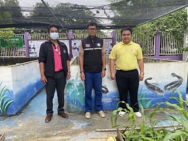 สำนักงานประมงพื้นที่กรุงเทพมหานคร ลงพื้นที่ให้บริการแก่เกษตรกร และติดตามโรงเรียนในโครงการสนับสนุนด้านการประมงตามพระราชดำริ ฯ