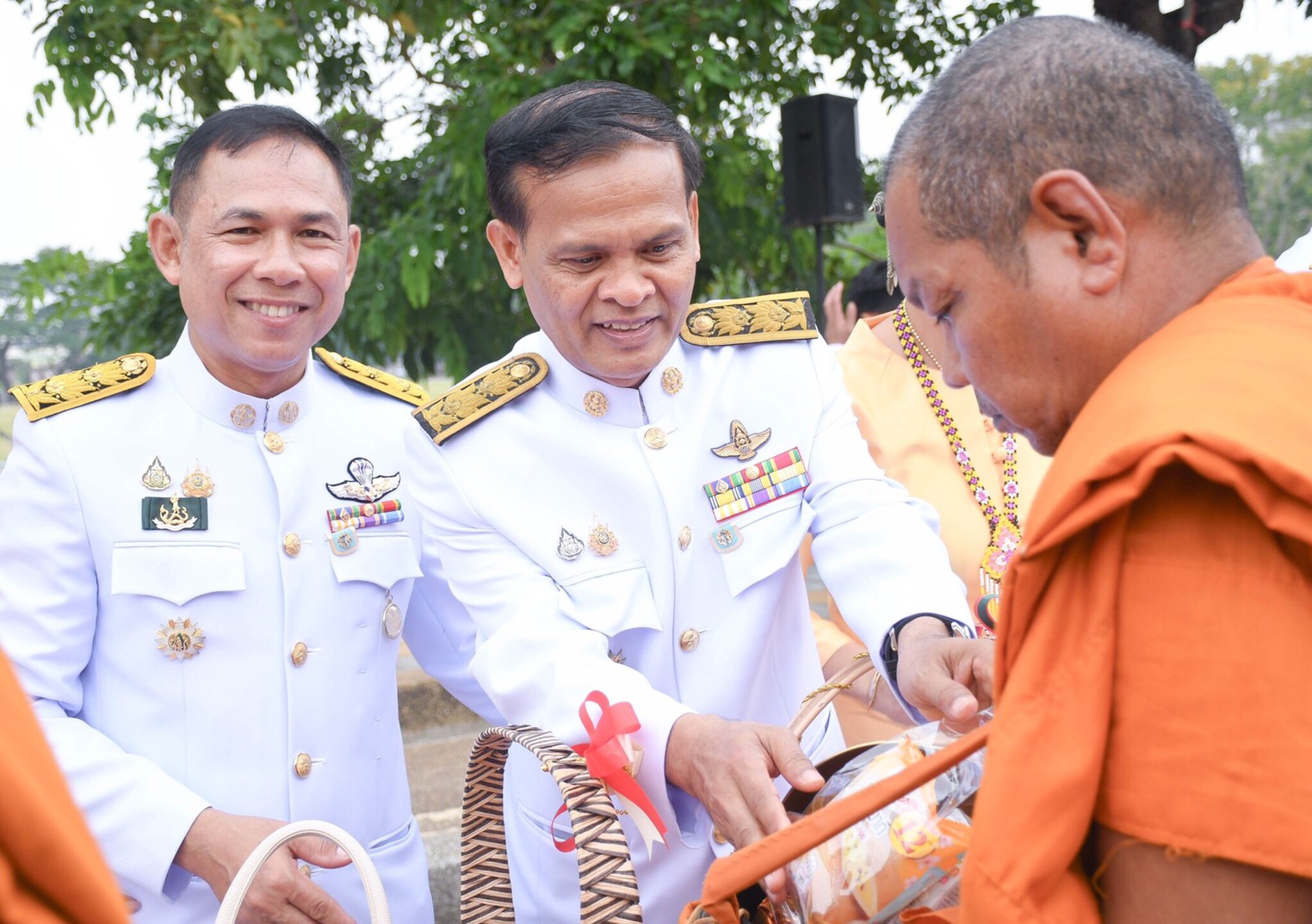 ประมงจังหวัดพัทลุง พร้อมด้วย ประมงอำเภอเมืองพัทลุง เจ้าหน้าที่กลุ่มบริหารและยุทธศาสตร์ เข้าร่วมพิธีเจริญพระพุทธมนต์และ พิธีทำบุญตักบาตรถวายพระราชกุศลพระบาทสมเด็จพระเจ้าอยู่หัวฯ  ณ ศาลาจตุรมุข พระพุทธนิรโรคันตรายชัยวัฒน์จตุรทิศ และพิธีถวายสัตย์ปฏิญาณเพื่อเป็นข้าราชการที่ดีและพลังของแผ่นดิน  ณ อาคารหอประชุมจังหวัดพัทลุง อำเภอเมืองพัทลุง จังหวัดพัทลุง..คลิก