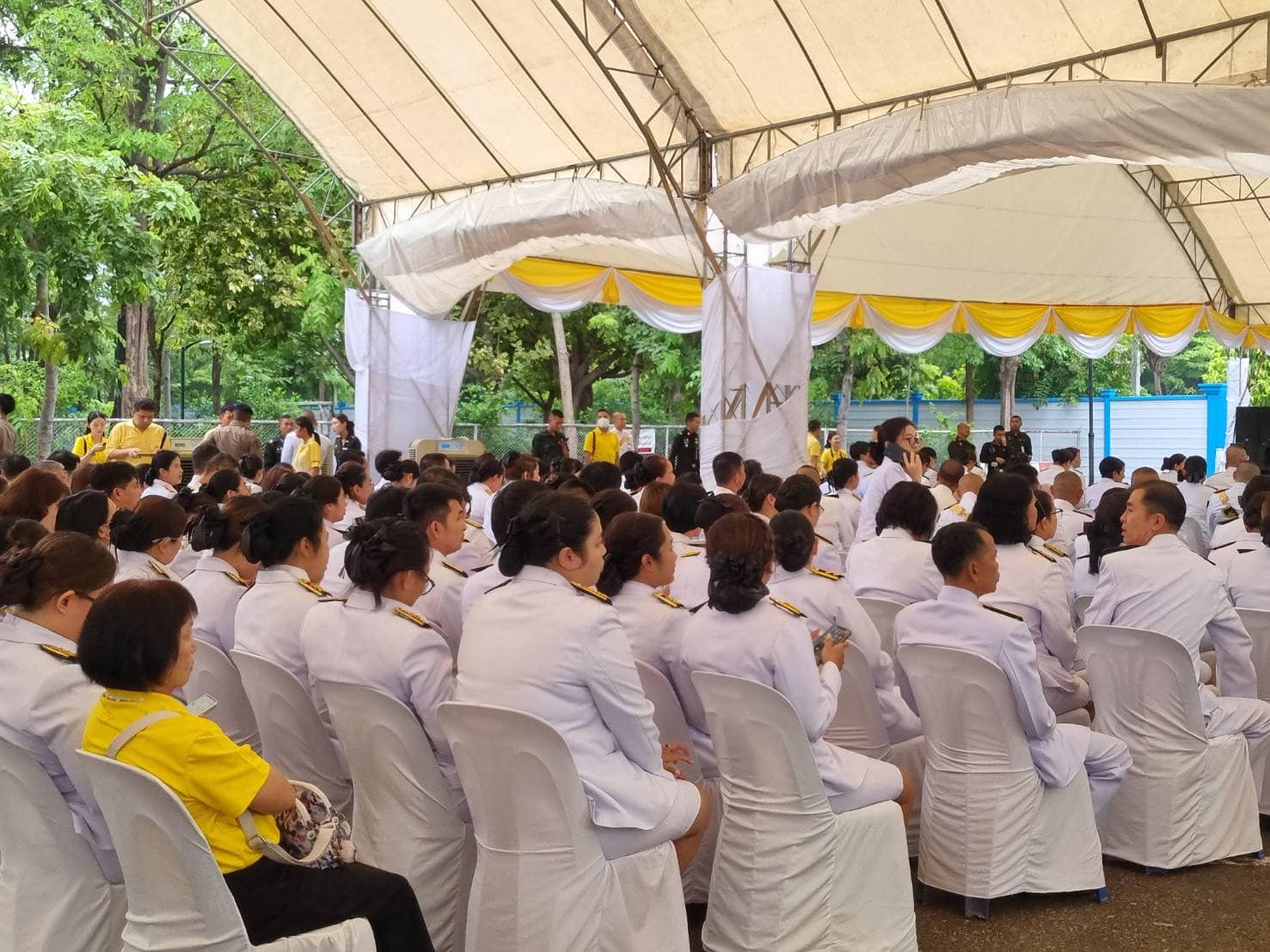 ร่วมพิธีทำบุญตักบาตร และพิธีทางศาสนามหามงคล 3 ศาสนา เฉลิมพระเกียรติสมเด็จพระเจ้าอยู่หัว เนื่องในโอกาสพระราชพิธีมหามงคลเฉลิมพระชนมพรรษา 6 รอบ 28 กรกฎาคม 2567..คลิก
