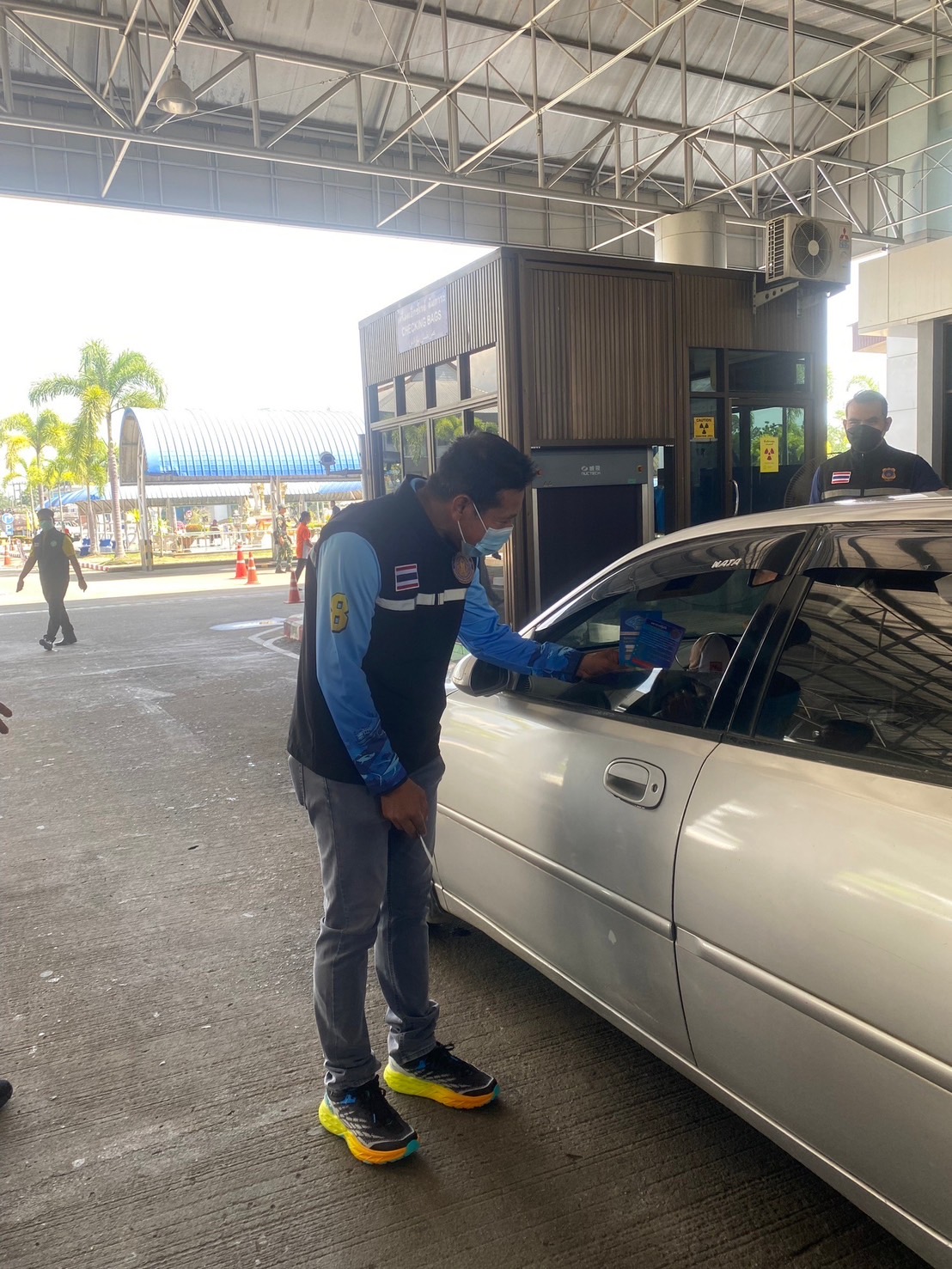 ด่านตรวจประมงนราธิวาส ร่วมบูรณาการฯ ตรวจป้องกันการลักลอบนำเข้าสัตว์น้ำ..คลิก
