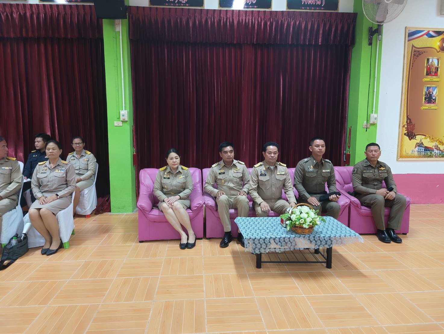 ภาพกิจกรรมพิธีมอบเหรียญพระราชทานให้แก่ กำนัน ผู้ใหญ่บ้าน เนื่องในวันกำนัน ผู้ใหญ่บ้าน ประจำปี 2567..คลิก