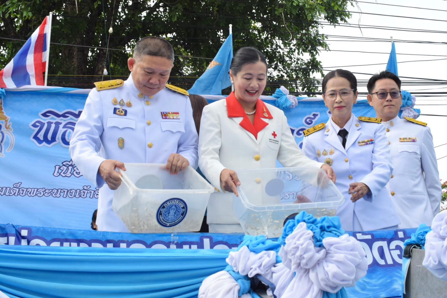 ร่วมพิธีเจริญพระพุทธมนต์และพิธีทำบุญตักบาตรถวายเป็นพระราชกุศลแด่สมเด็จพระนางเจ้าสิริกิติ์ พระบรมราชินีนาถ พระบรมราชชนนีพันปีหลวง เนื่องในโอกาสวันเฉลิมพระชนมพรรษา 12 สิงหาคม 2567..คลิก