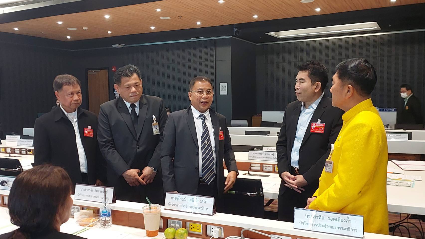 เข้าร่วมประชุมกับคณะกรรมาธิการการป้องกันและบรรเทาผลกระทบจากภัยธรรมชาติและสาธารณภัย  สภาผู้แทนราษฎร