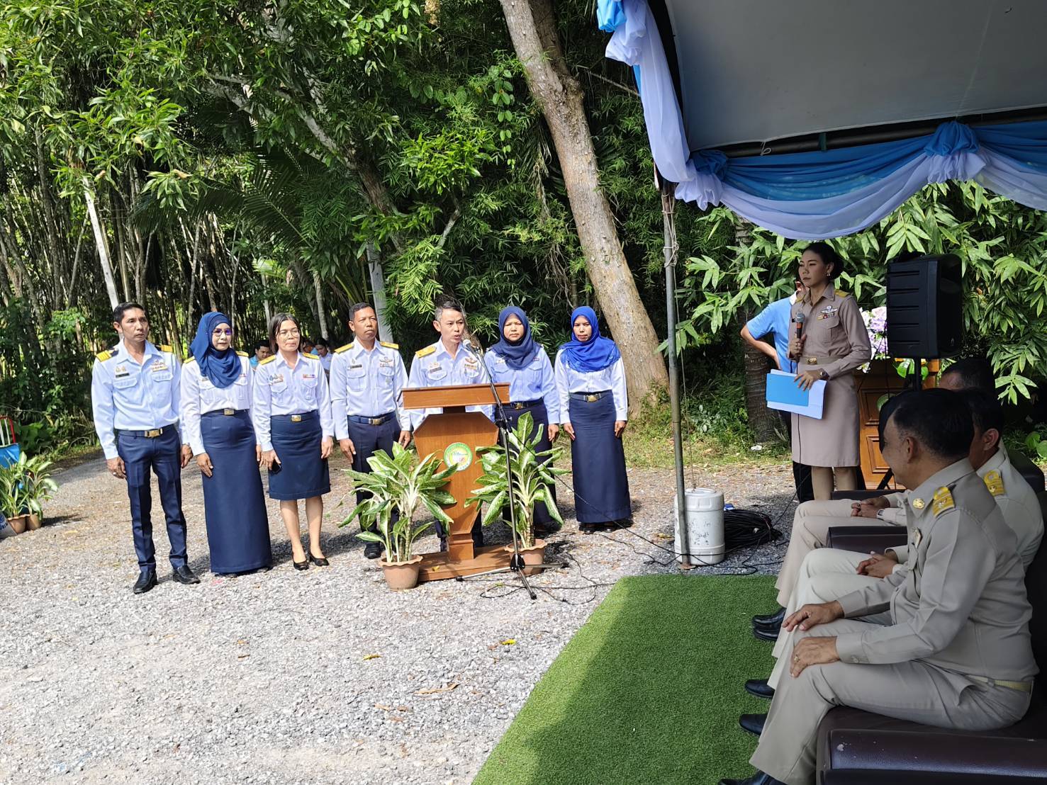 วันพฤหัสบดีที่ 15 สิงหาคม 2567 : นายธีระชัย  ทิพย์ดวง  ผู้อำนวยการศูนย์บริหารจัดการด่านตรวจประมงเขต 9 (สตูล) พร้อมด้วยเจ้าหน้าที่ศูนย์ฯ ร่วมปล่อยพันธุ์สัตว์น้ำ เพื่อเป็นการเฉลิมพระเกียรติ และถวายเป็นพระราชกุศล เนื่องในวันเฉลิมพระชนมพรรษา สมเด็จพระนางเจ้าสิริกิติ์ พระบรมราชินีนาถพระบรมราชชนนีพันปีหลวง