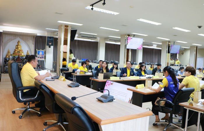 ประชุมคณะอนุกรรมการดำเนินงานโครงการศูนย์ศึกษาการพัฒนาอ่าวคุ้งกระเบนอันเนื่องมาจากพระราชดำริ ครั้งที่ 2/2567 วันจันทร์ที่ 19 สิงหาคม 2567 ณ ห้องประชุมตากสิน ชั้น 4 ศาลากลางจังหวัดจันทบุรี