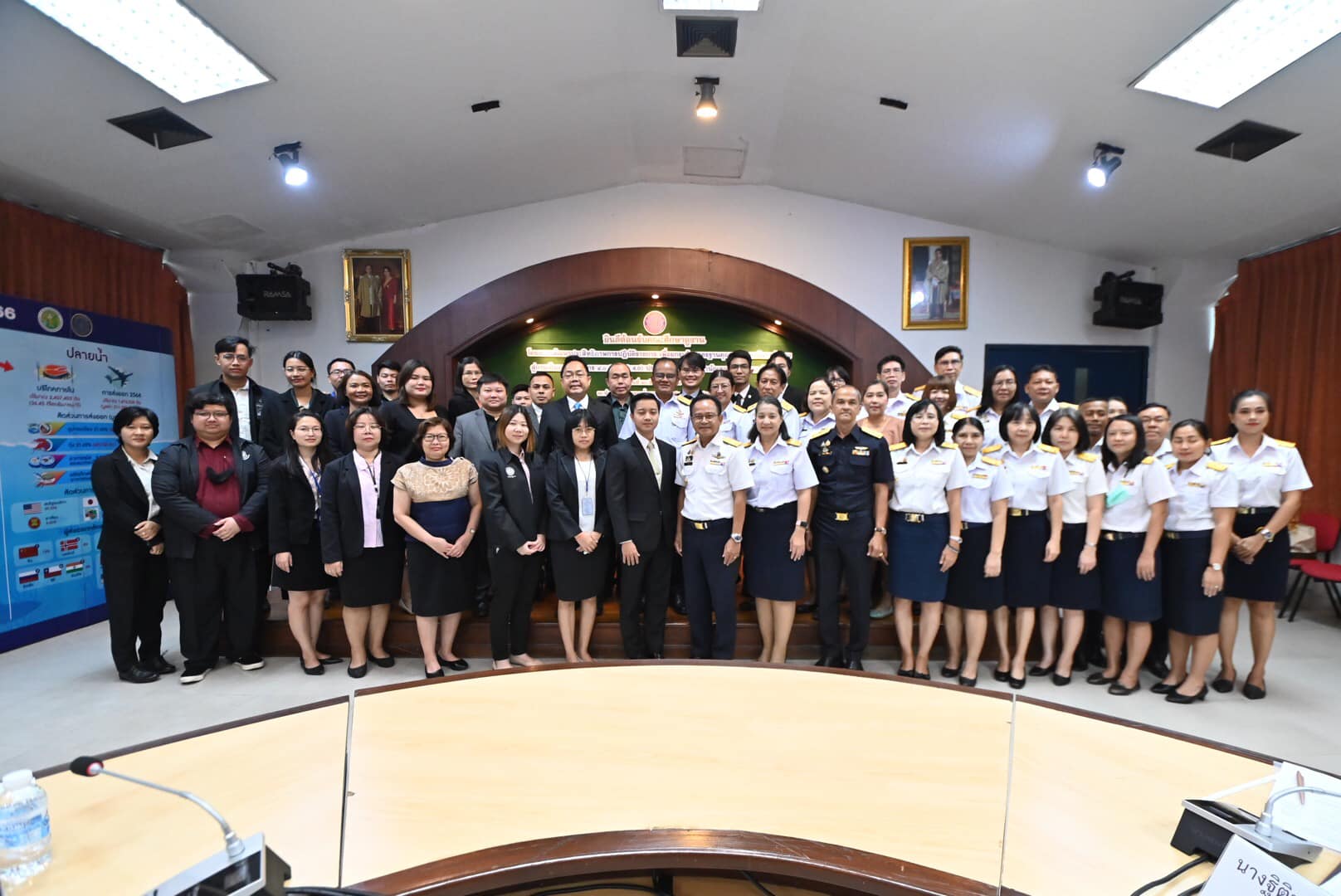 การต้อนรับคณะบุคลากรของสำนักเลขาธิการนายกรัฐมนตรี เข้าศึกษาดูงานการดำเนินการพัฒนาประสิทธิภาพการปฏิบัติราชการและยกระดับมาตรฐานสู่การเป็นระบบราชการ 4.0 (PMQA 4.0) ของกรมประมง 