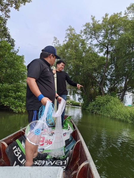 สำนักงานประมงพื้นที่กรุงเทพมหานคร ลงพื้นที่ประเมินความหนาแน่น ของปลาหมอคางดำในพื้นที่เขตบางขุนเทียน กรุงเทพมหานคร