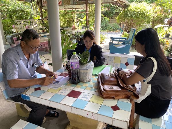 สำนักงานประมงพื้นที่กรุงเทพมหานคร ลงพื้นที่ให้บริการแก่เกษตรกร และประชาสัมพันธ์การเฝ้าระวังการแพร่ระบาดของปลาหมอคางดำ
