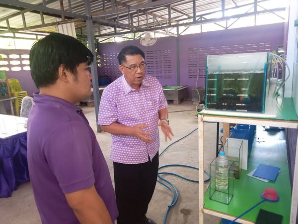 สำนักงานประมงพื้นที่กรุงเทพมหานคร ติดตามการดำเนินงานโครงการส่งเสริมการเพาะเลี้ยงสัตว์น้ำสวยงามในโรงเรียนในพื้นที่กรุงเทพมหานคร