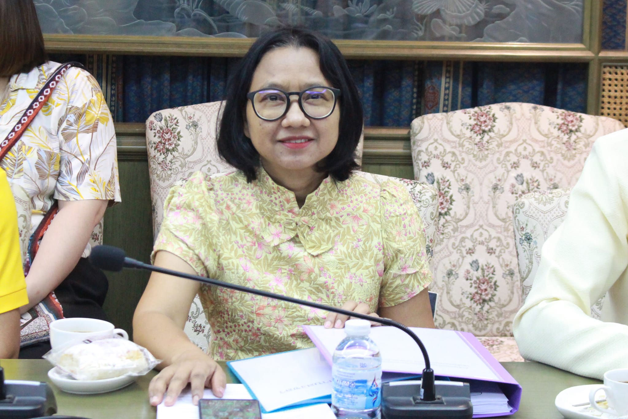 การประชุมหารือเกี่ยวกับการกำหนดแนวทางการบังคับใช้กฎหมายเพื่อแก้ไขปัญหาการใช้เครื่องมือประมงผิดกฎหมายในทะเลสาบสงขลา (โพงพาง)..คลิก
