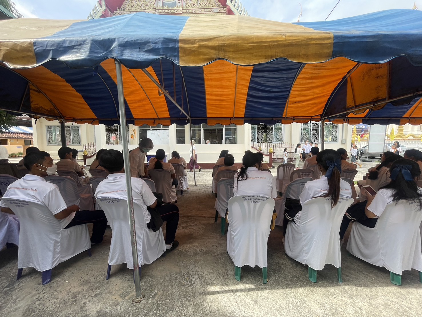 ร่วมโครงการอบรมพัฒนาคุณธรรม จริยธรรมข้าราชการ นักเรียน นักศึกษาและ ประชาชนทั่วไป..คลิก
