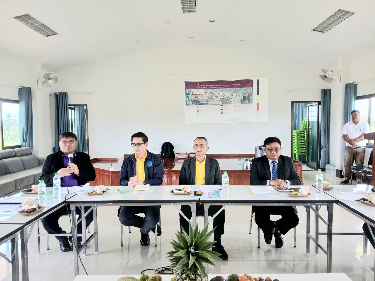 ประชุมคณะทำงานโครงการศูนย์ศีกษาการพัฒนากสิกรรมพื้นที่สูง เมืองปากซอง แขวงจำปาสัก สปป.ลาว..คลิก