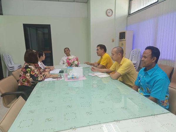 สำนักงานประมงพื้นที่กรุงเทพมหานคร หารือแนวทางในการกำจัดปลาหมอคางดำออกจากบึงมักกะสัน