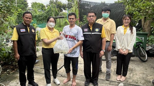สำนักงานประมงพื้นที่กรุงเทพมหานคร เข้าตรวจเยี่ยมฟาร์มเพาะเลี้ยงปลากัด พร้อมทั้งเก็บตัวอย่างในพื้นที่เขตสะพานสูง กรุงเทพมหานคร