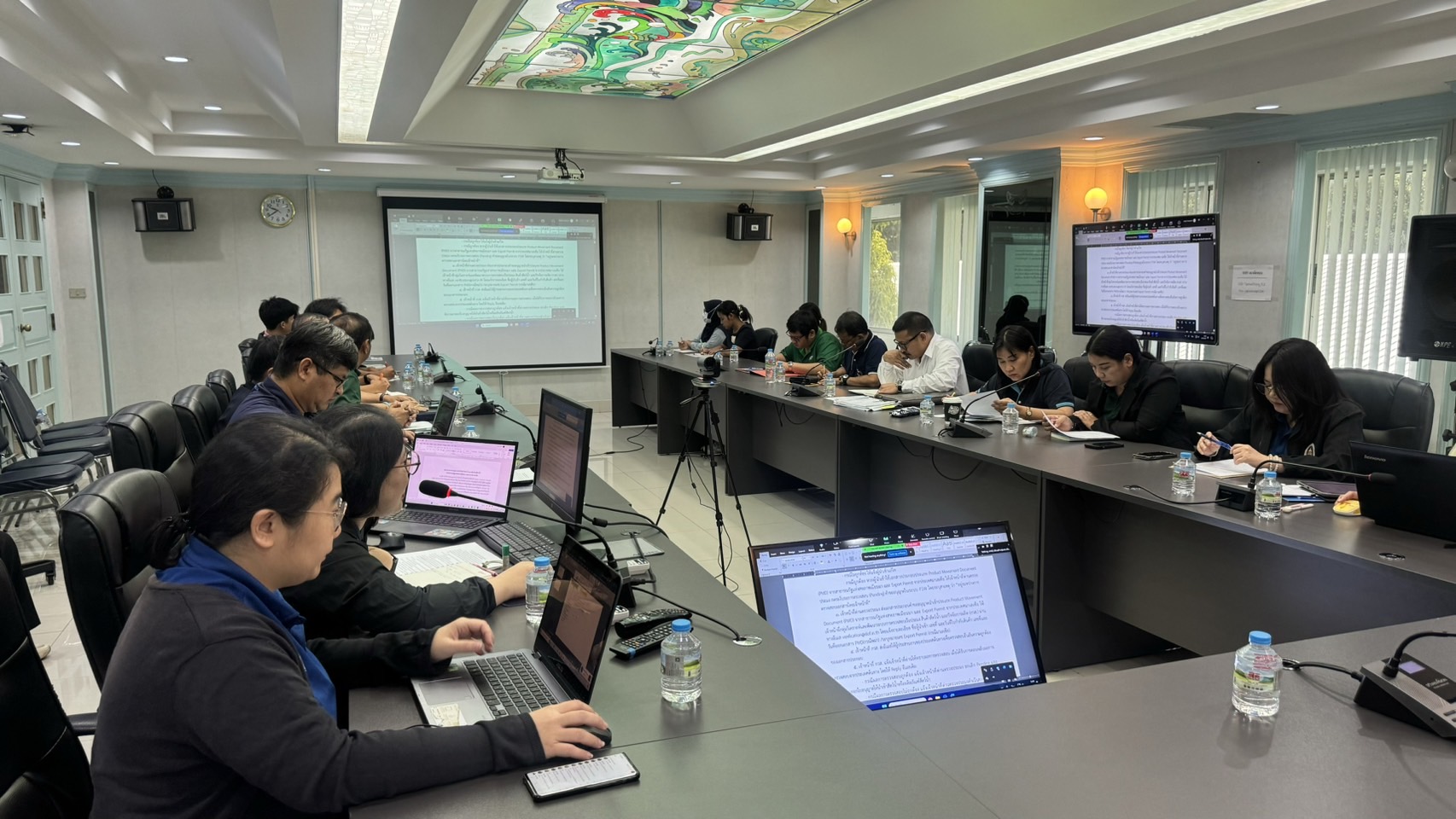 ประชุมชี้แจงแนวทางการควบคุมการนำเข้าสินค้าสัตว์น้ำและผลิตภัณฑ์สัตว์น้ำจากสาธารณรัฐแห่งสหภาพเมียนมาและสหพันธรัฐมาเลเซีย