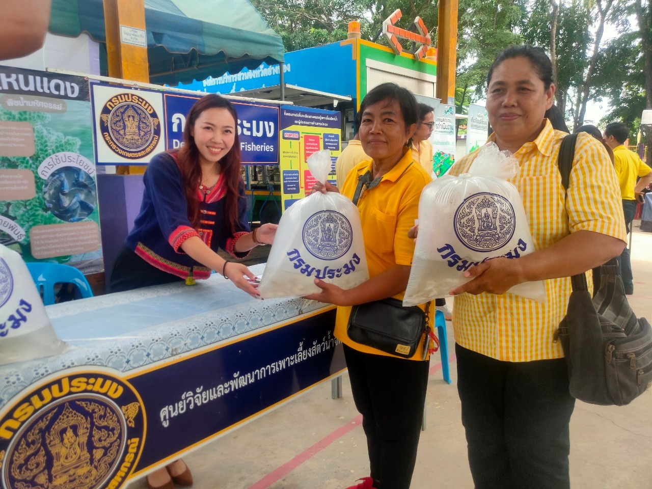 ร่วมโครงการ “หน่วยบำบัดทุกข์ บำรุงสุข สร้างรอยยิ้มให้ประชาชน” ประจำปี 2567 ในพื้นที่อำเภอแสวงหา..คลิก