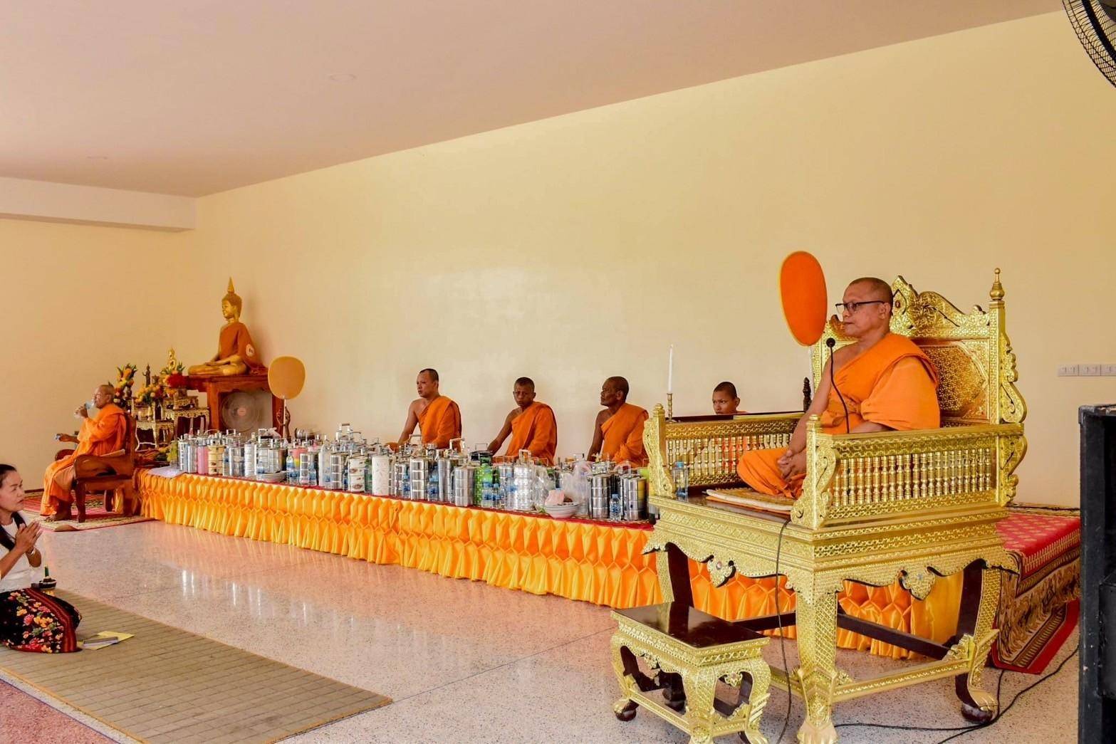 ประมงอำเภอเขาชัยสน เข้าร่วมโครงการศูนย์ดำรงธรรมอำเภอเขาชัยสนยิ้มเคลื่อนที่ ณ วัดนางหลง หมู่ที่ 13 ตำบลเขาชัยสน อำเภอเขาชัยสน จังหวัดพัทลุง..คลิก